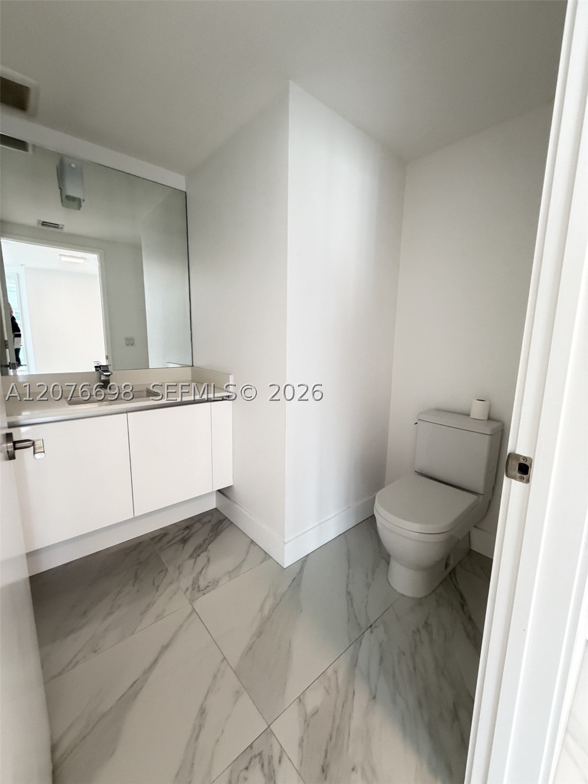 330 Sunny Isles Blvd #5-1008 Sunny Isles Beach, FL 33160