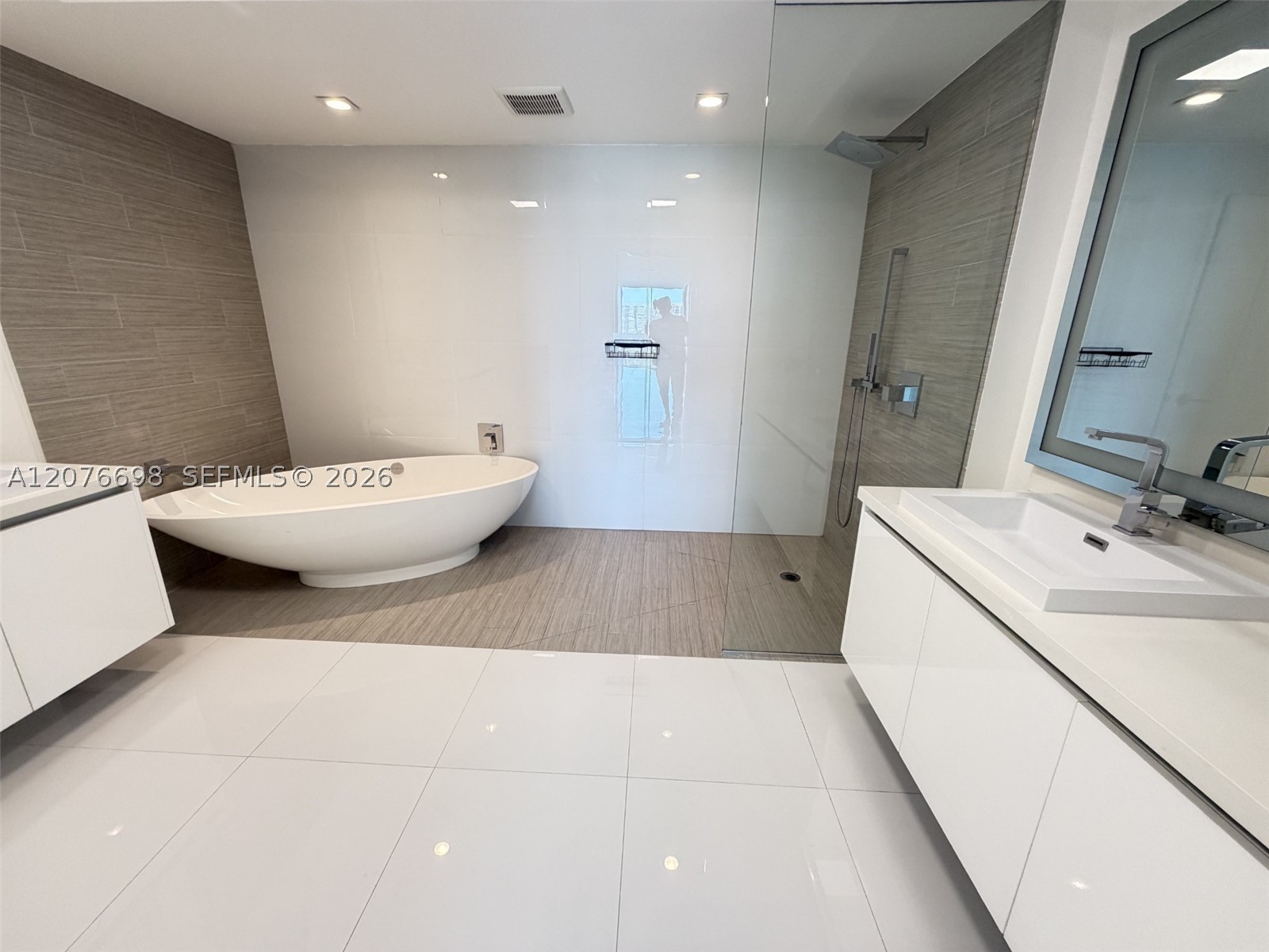 330 Sunny Isles Blvd #5-1008 Sunny Isles Beach, FL 33160