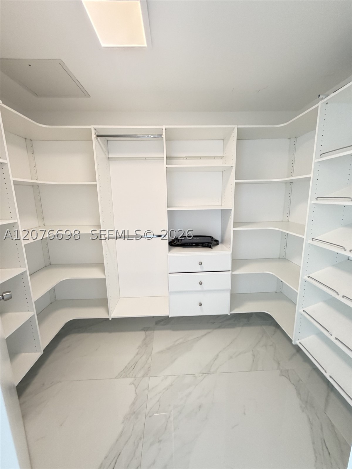 330 Sunny Isles Blvd #5-1008 Sunny Isles Beach, FL 33160