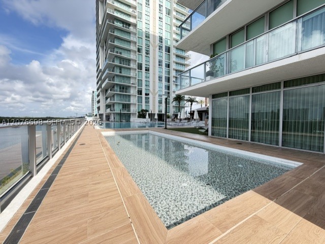 330 Sunny Isles Blvd #5-1008 Sunny Isles Beach, FL 33160