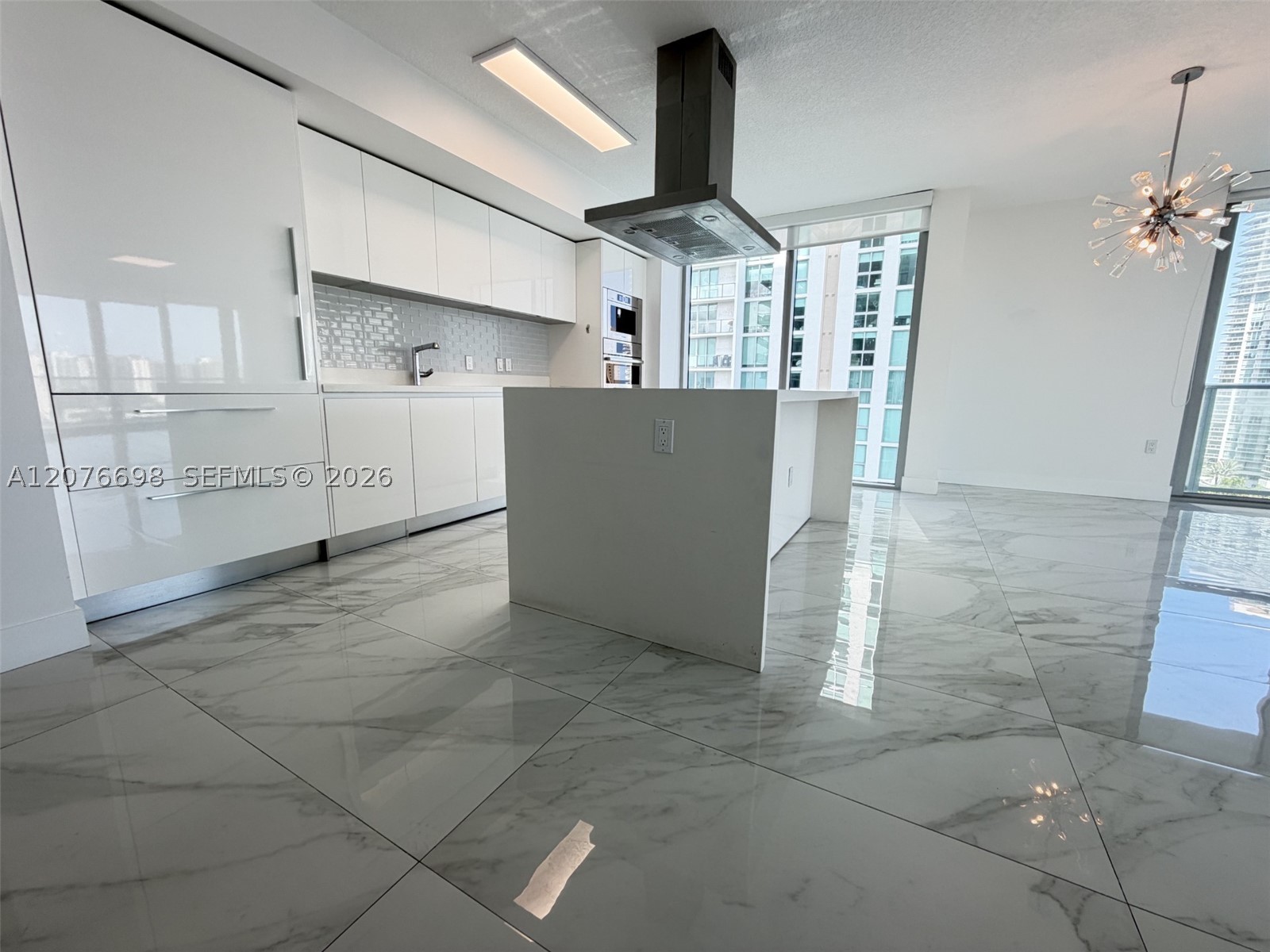 330 Sunny Isles Blvd #5-1008 Sunny Isles Beach, FL 33160