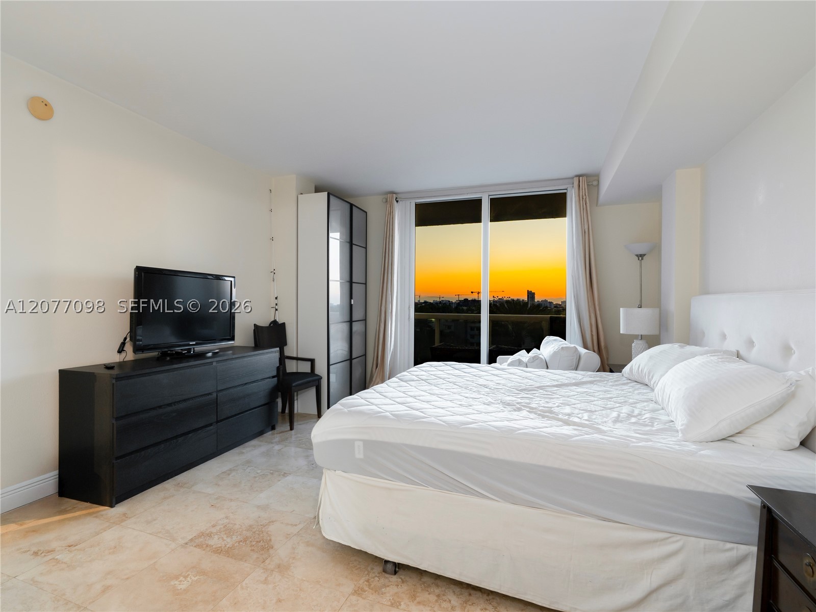 image Harbour House15