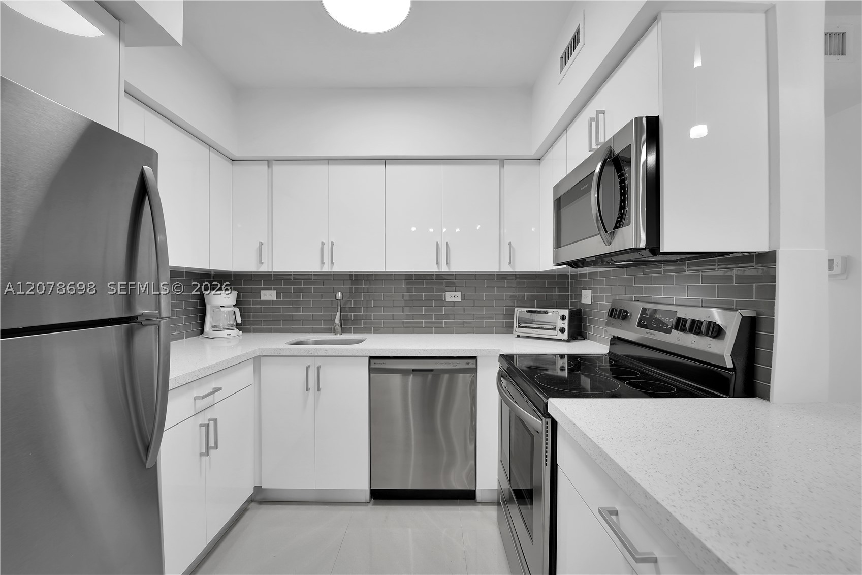 1500 Bay Rd #266S Miami Beach, FL 33139