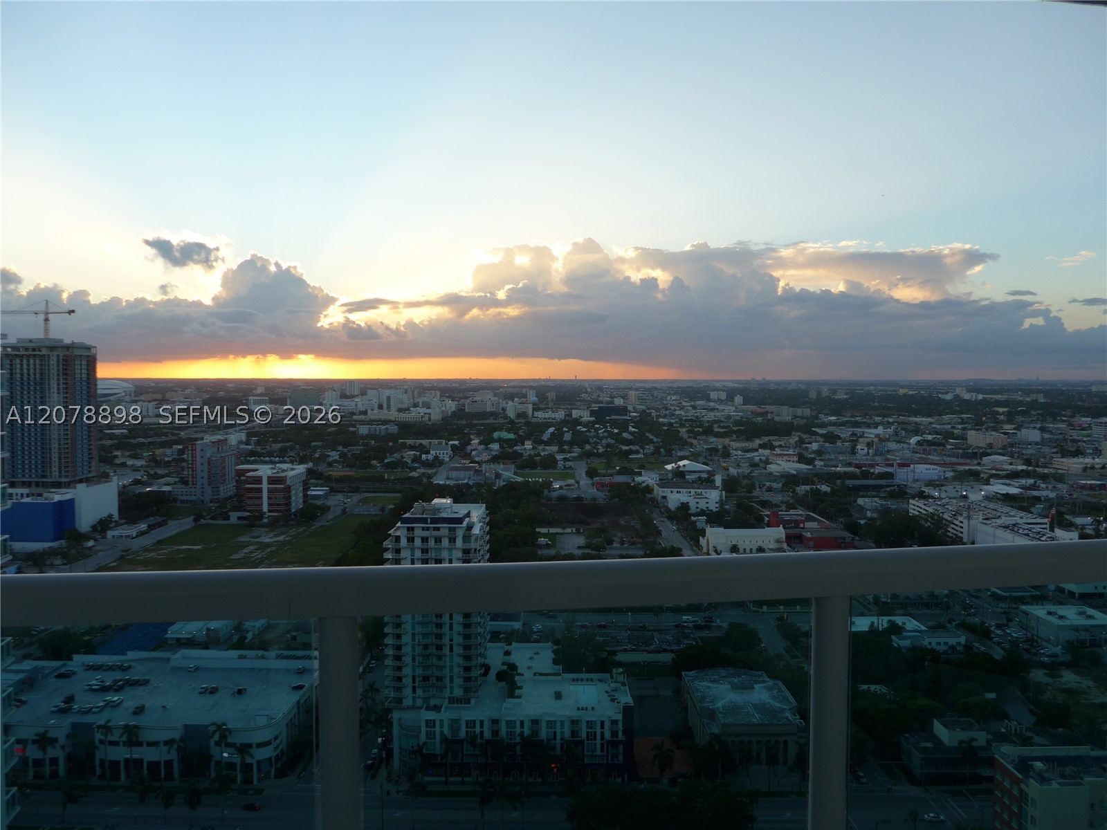 1800 N Bayshore Dr #3710