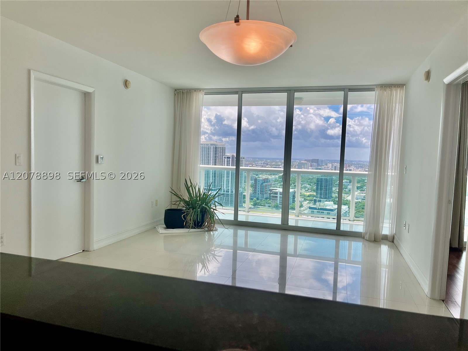 1800 N Bayshore Dr #3710 Miami, FL 33132