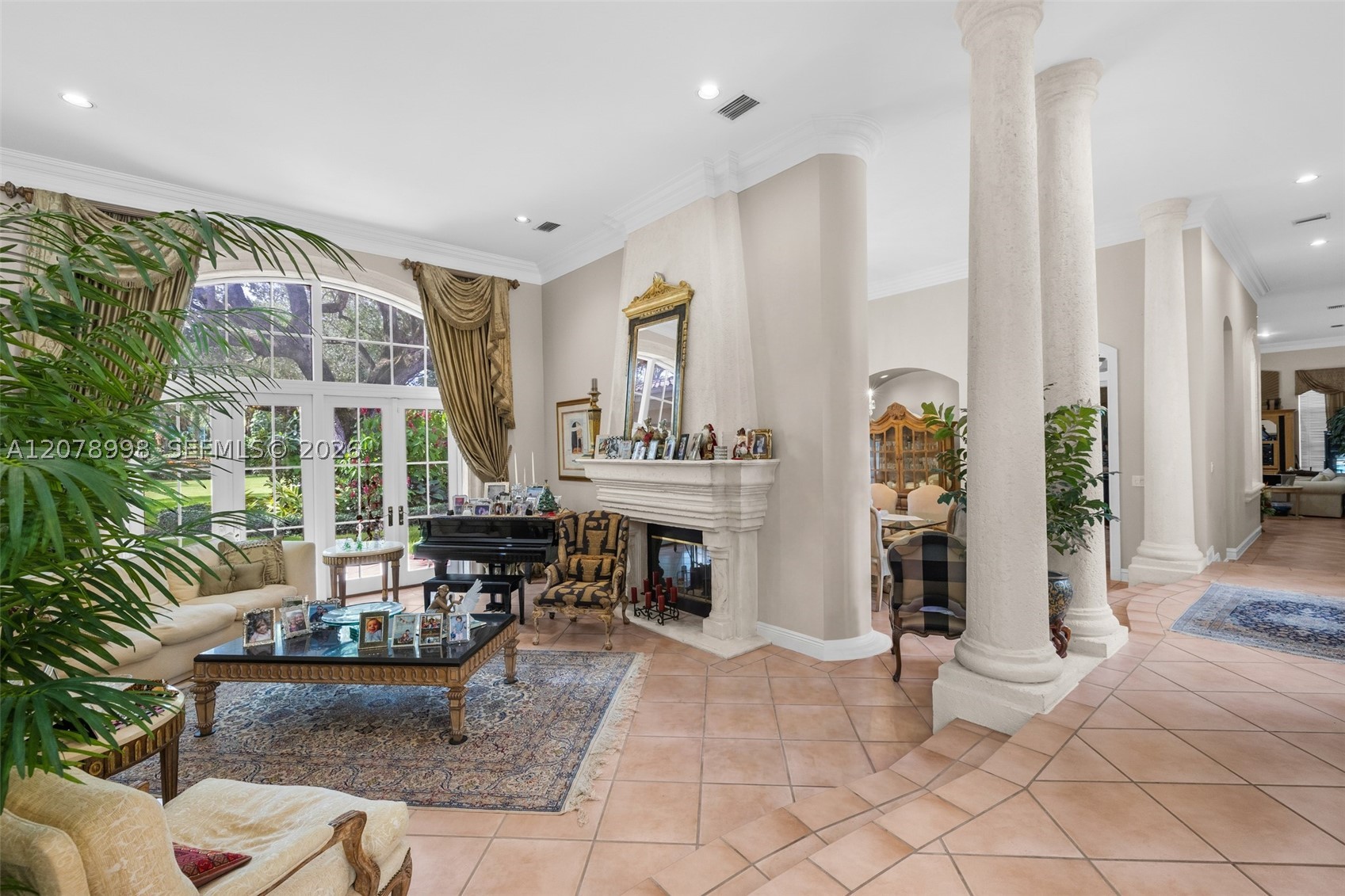 8430 SW 98th St Miami, FL 33156
