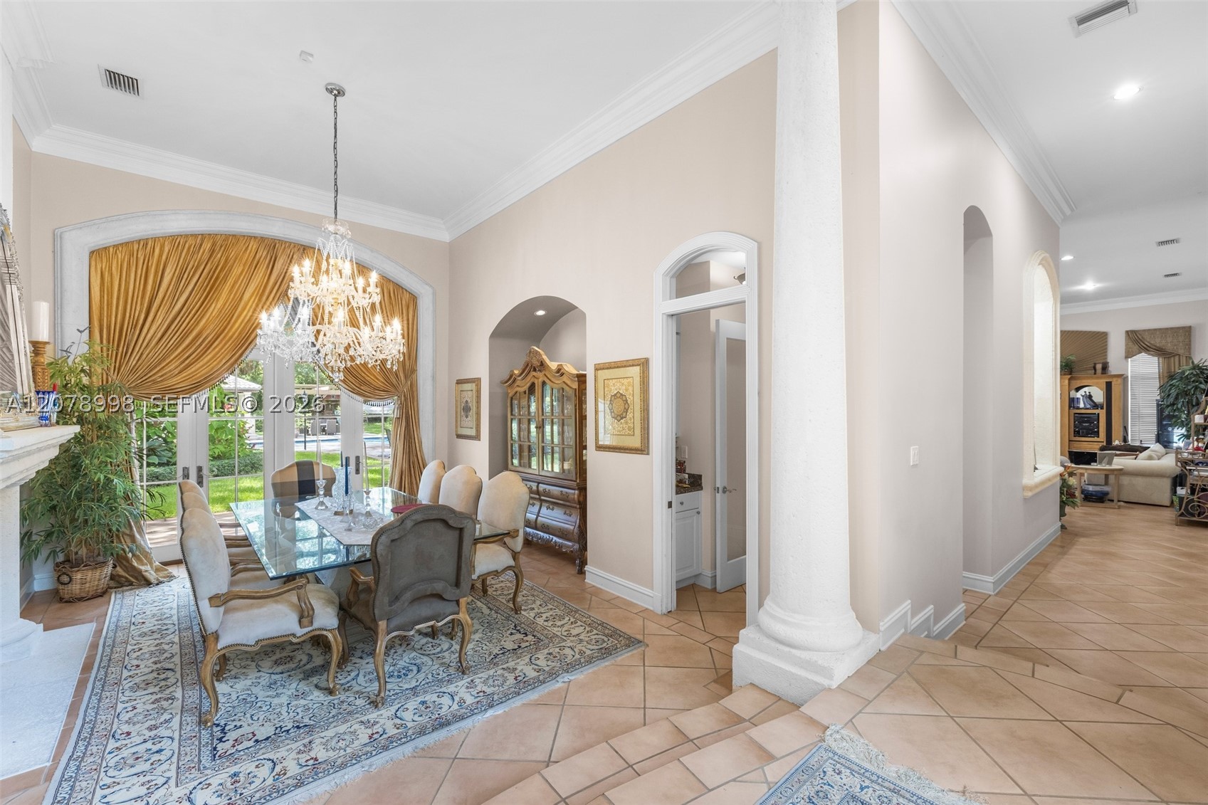 8430 SW 98th St Miami, FL 33156