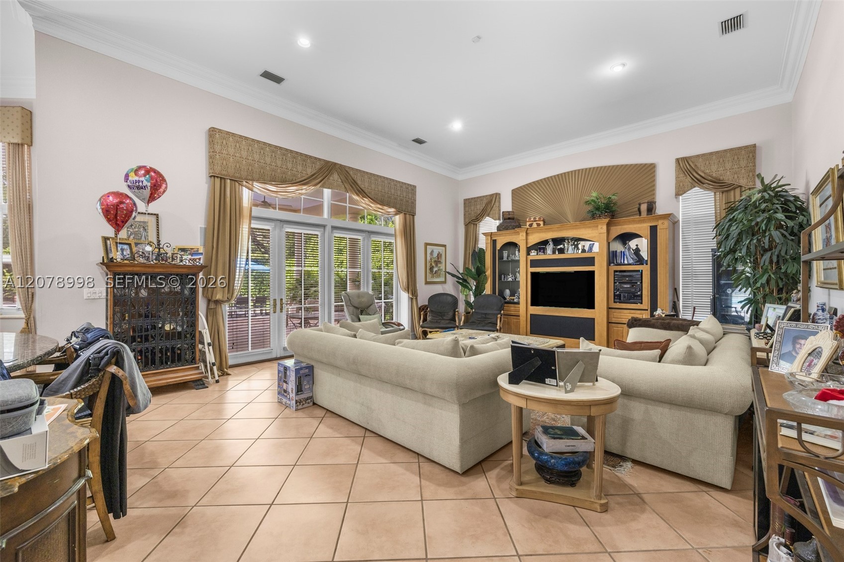 8430 SW 98th St Miami, FL 33156