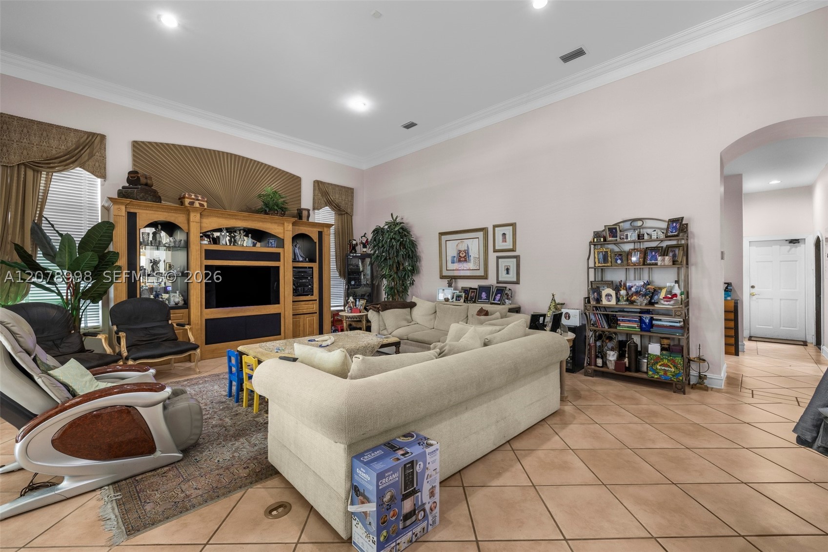 8430 SW 98th St Miami, FL 33156