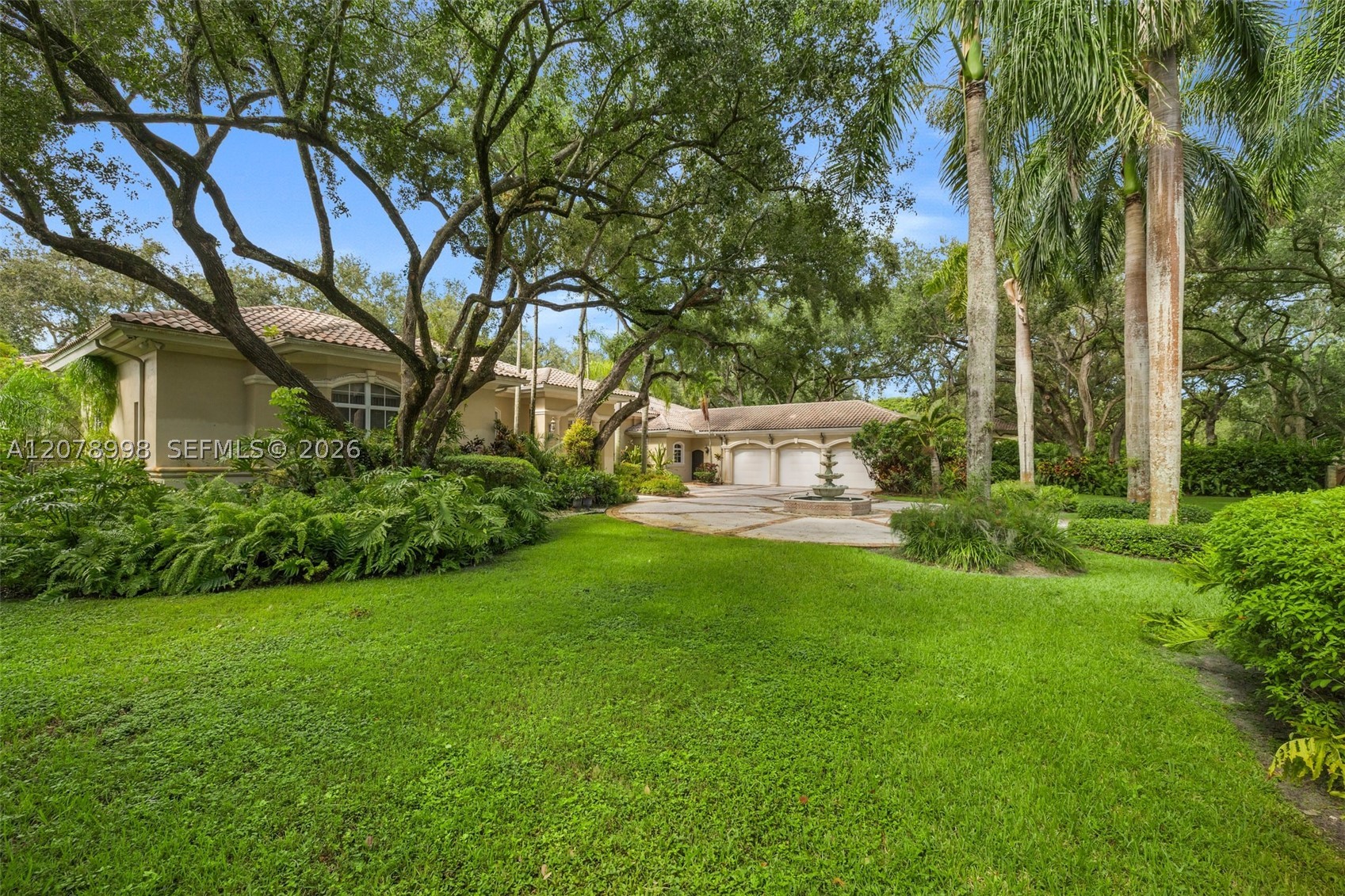 8430 SW 98th St Miami, FL 33156
