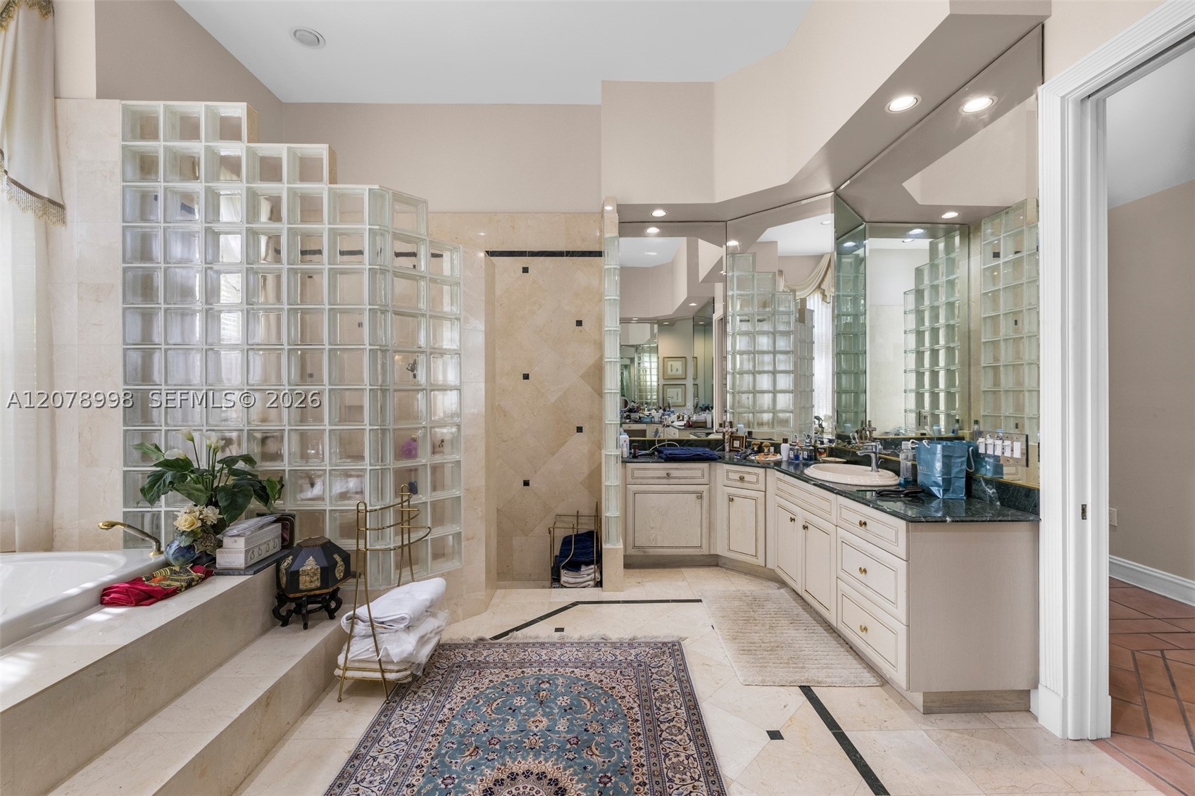 8430 SW 98th St Miami, FL 33156