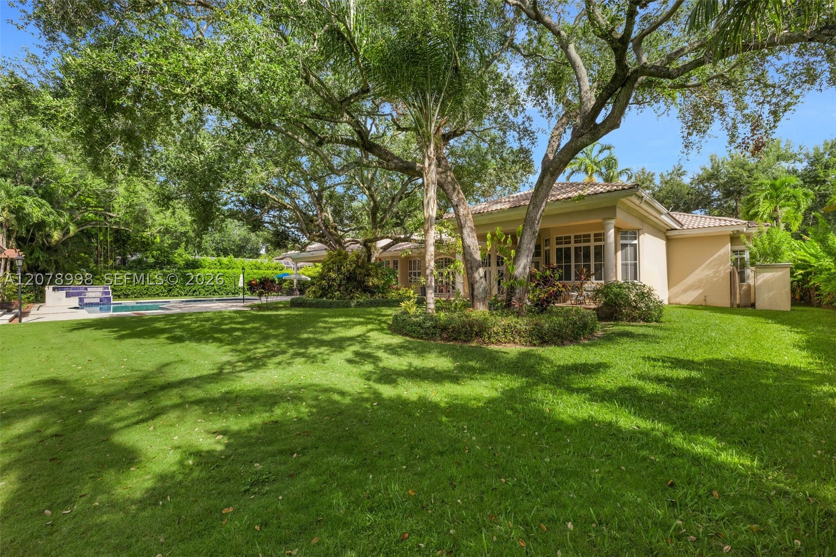 8430 SW 98th St Miami, FL 33156