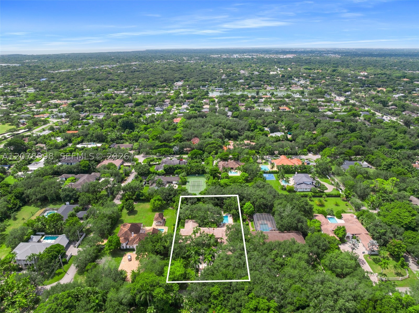 8430 SW 98th St Miami, FL 33156