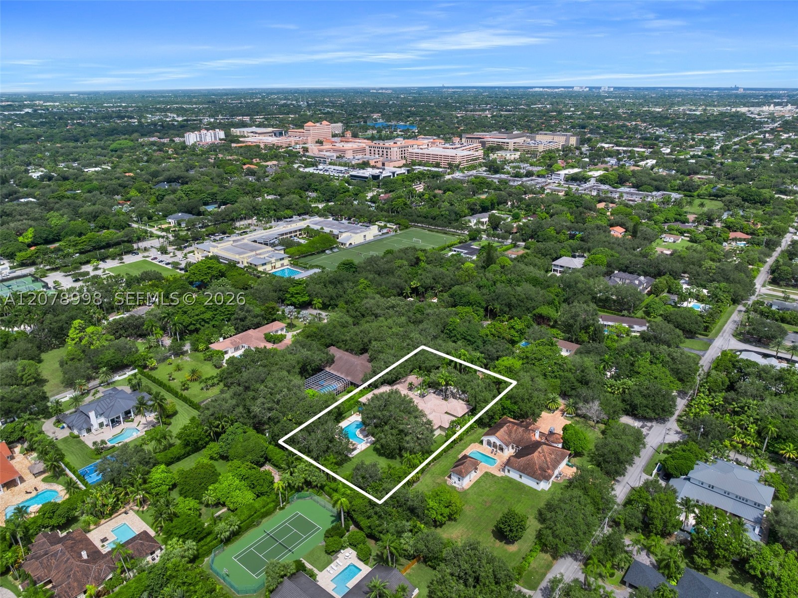 8430 SW 98th St Miami, FL 33156