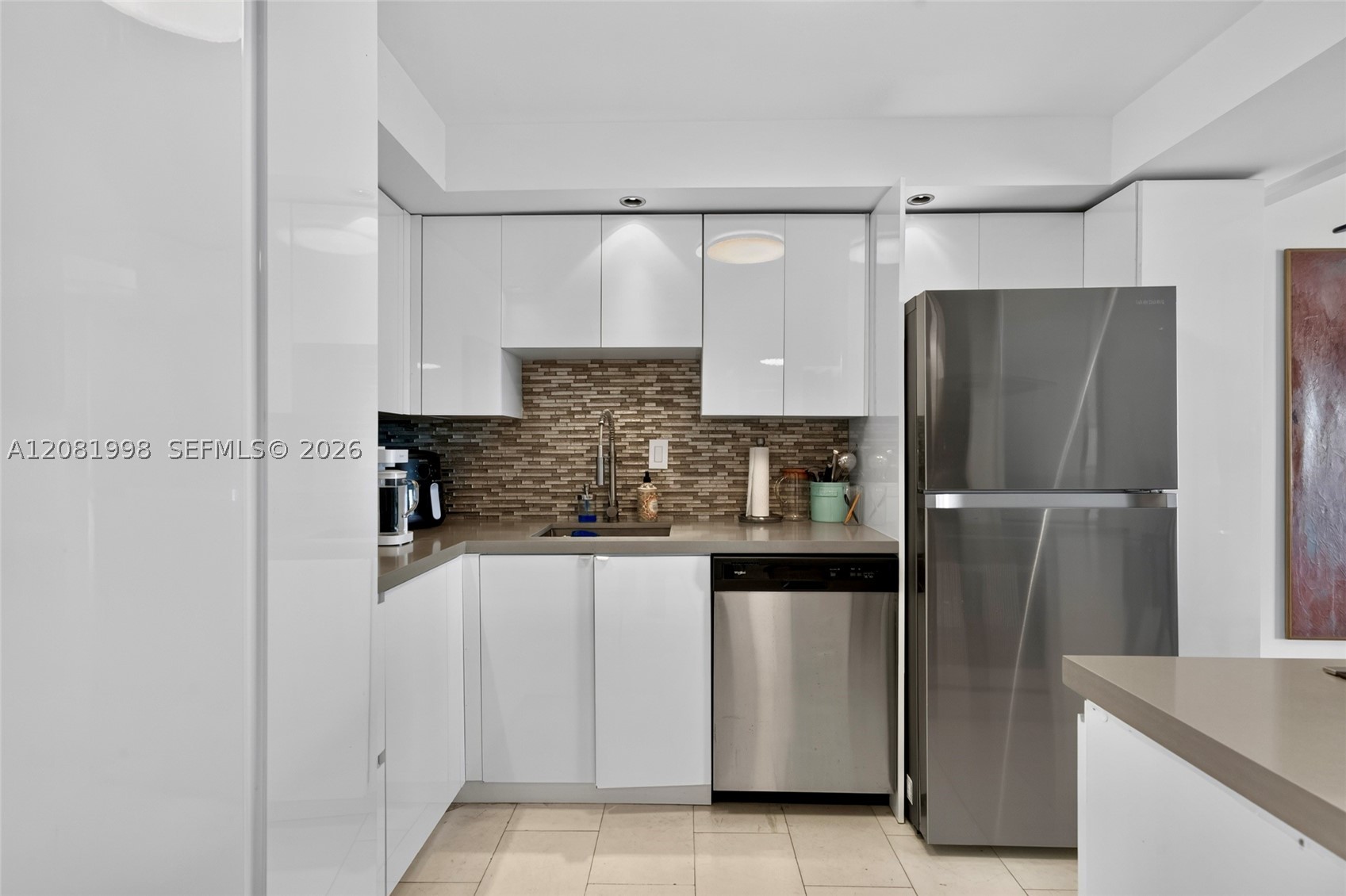 image Brickell Place I18