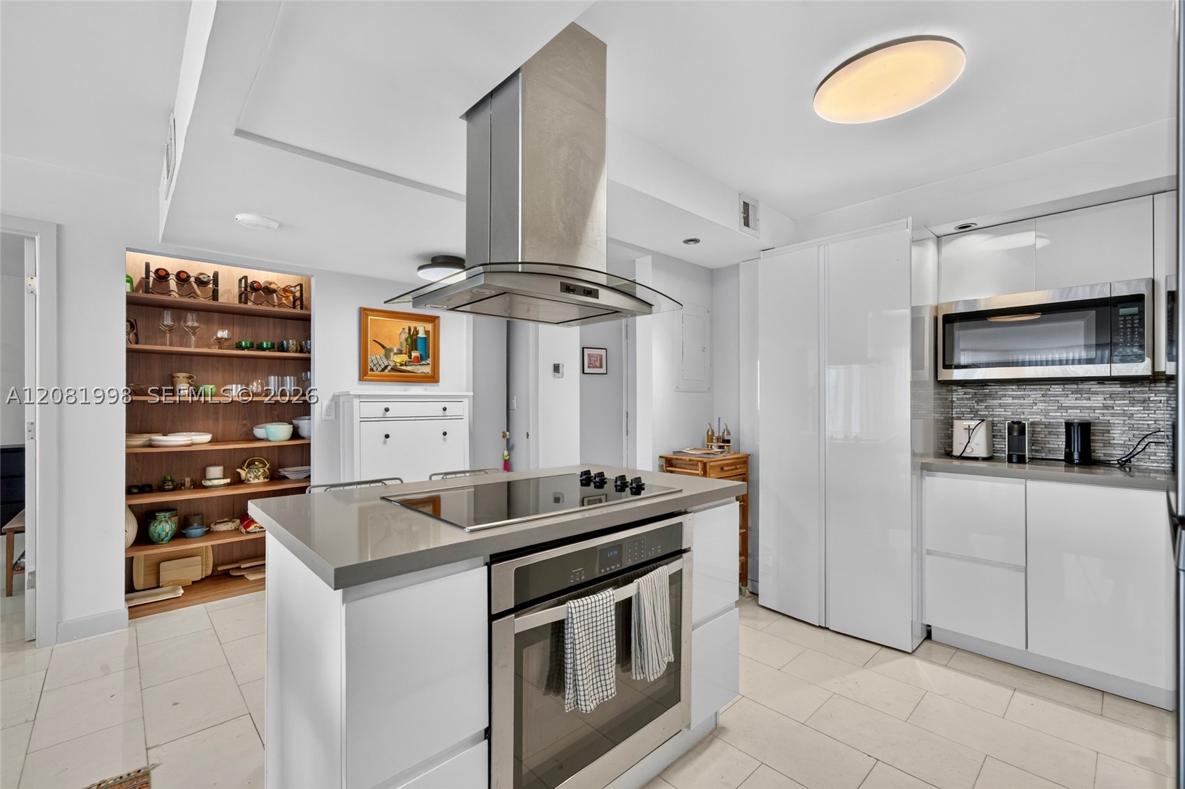 image Brickell Place I21