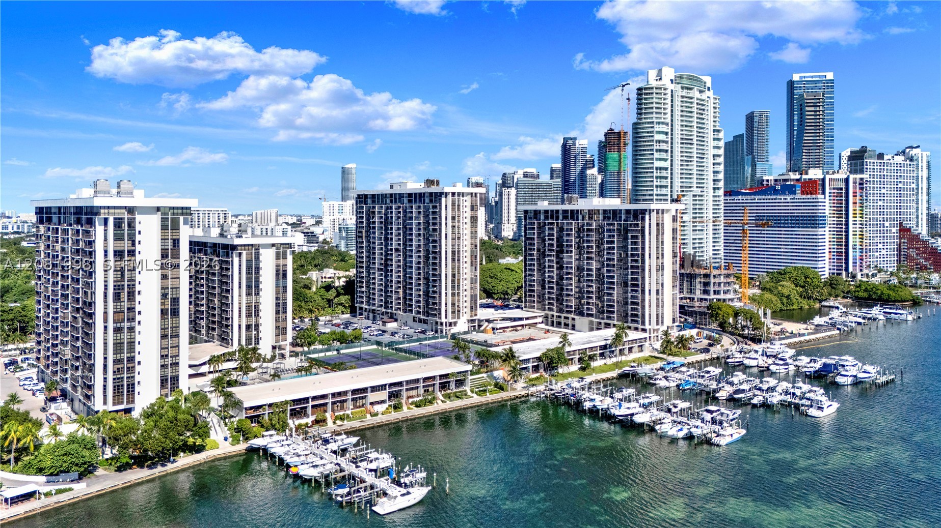 image Brickell Place I48