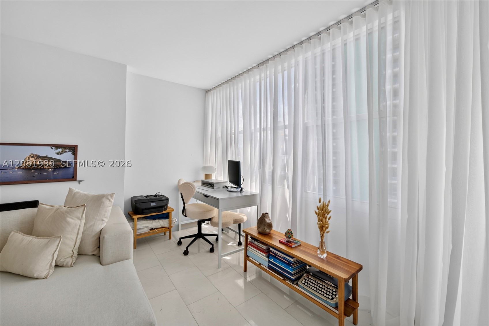 image Brickell Place I5