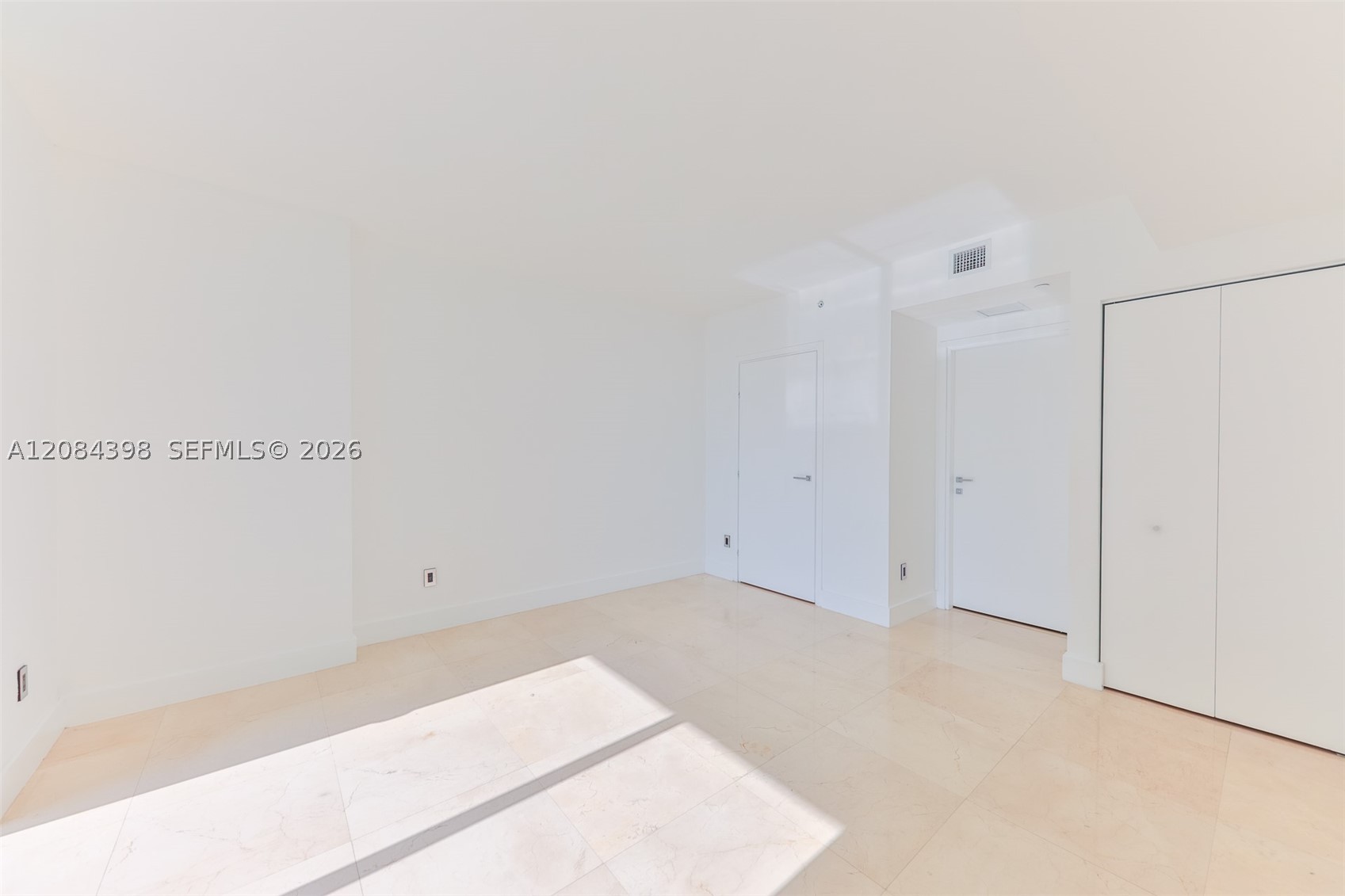 image Brickell House7