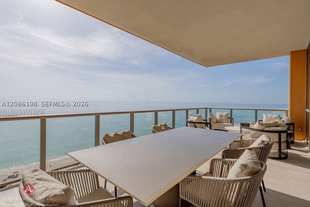 image The Mansions at Acqualina5