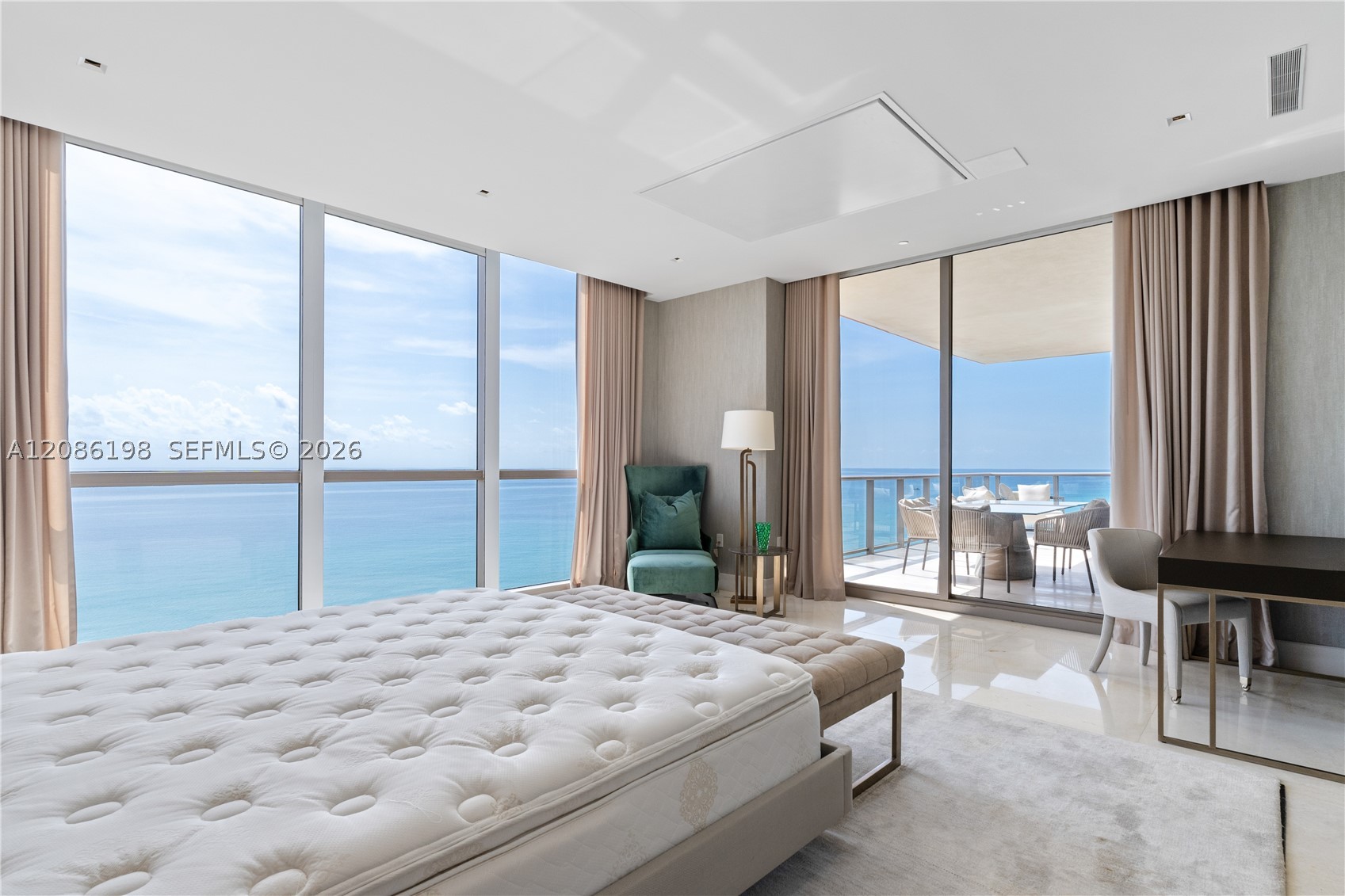 image The Mansions at Acqualina62