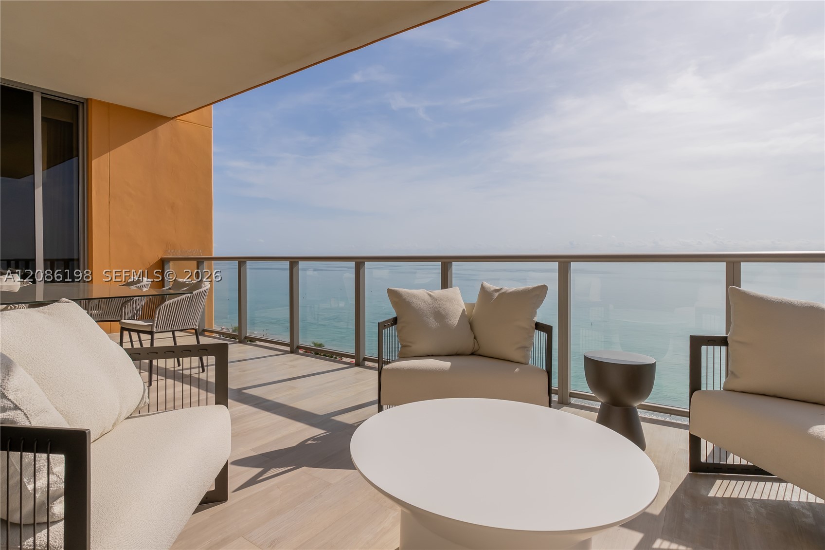 image The Mansions at Acqualina8