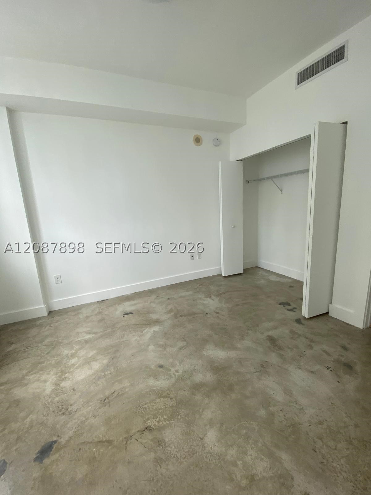image Loft Downtown I14
