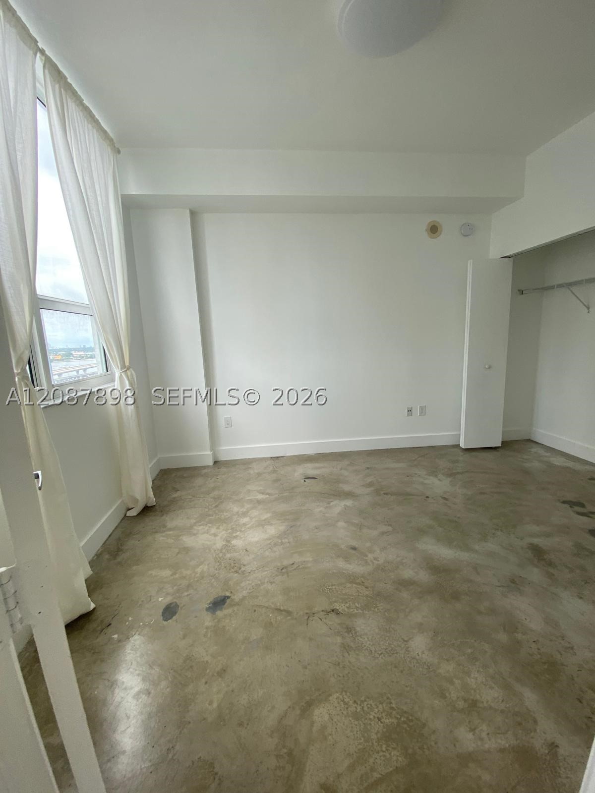 image Loft Downtown I16