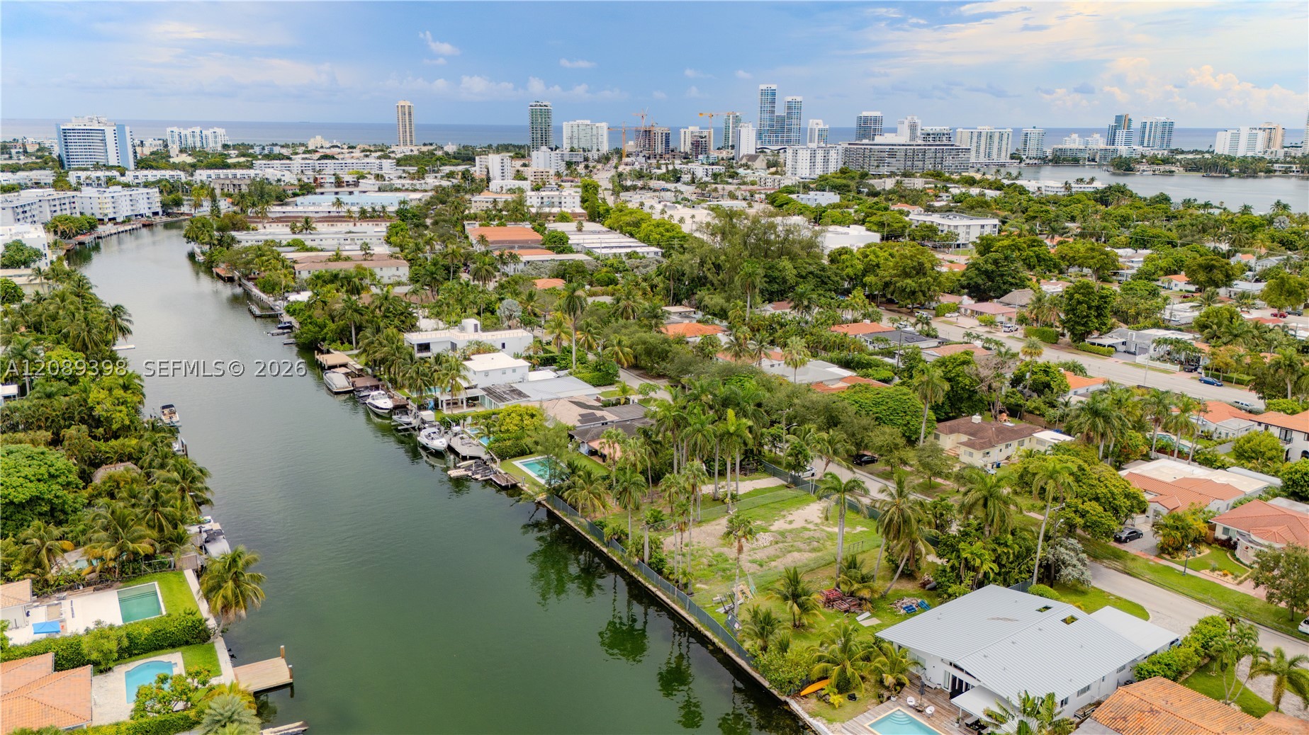 1415 Marseille Dr Miami Beach, FL 33141