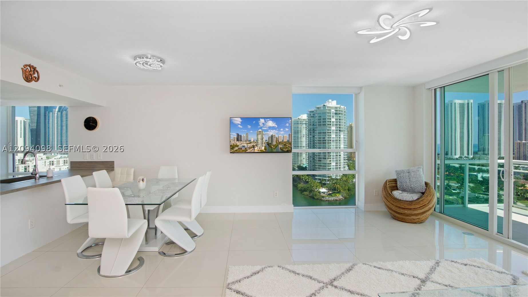 image 400 Sunny Isles22
