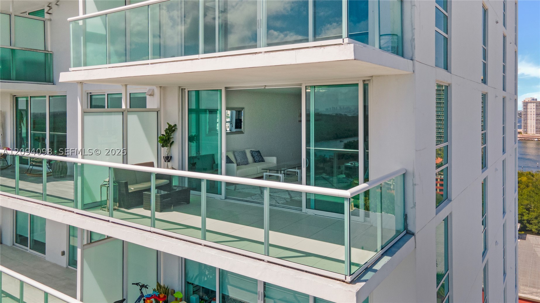 image 400 Sunny Isles2