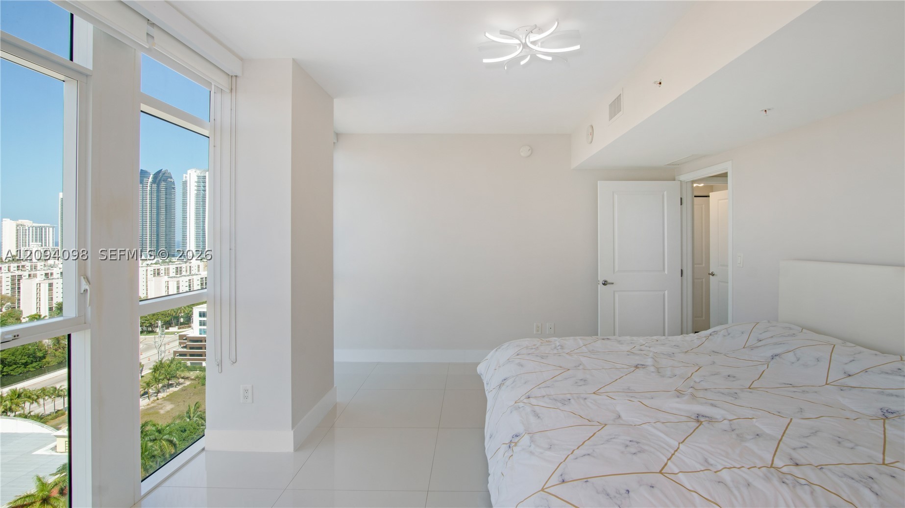 image 400 Sunny Isles34