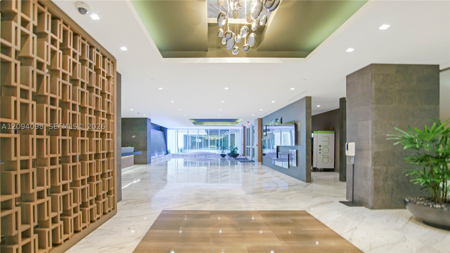 image 400 Sunny Isles50