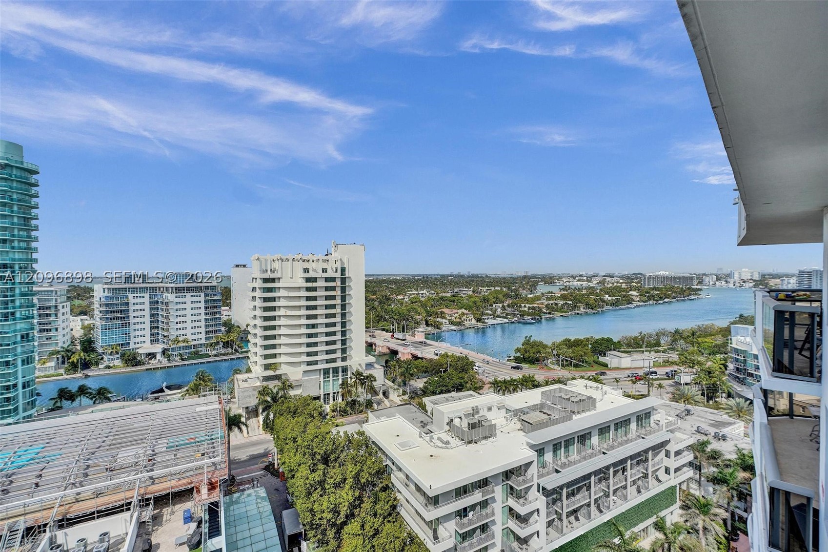 6039 Collins Ave #1736 Miami Beach, FL 33140