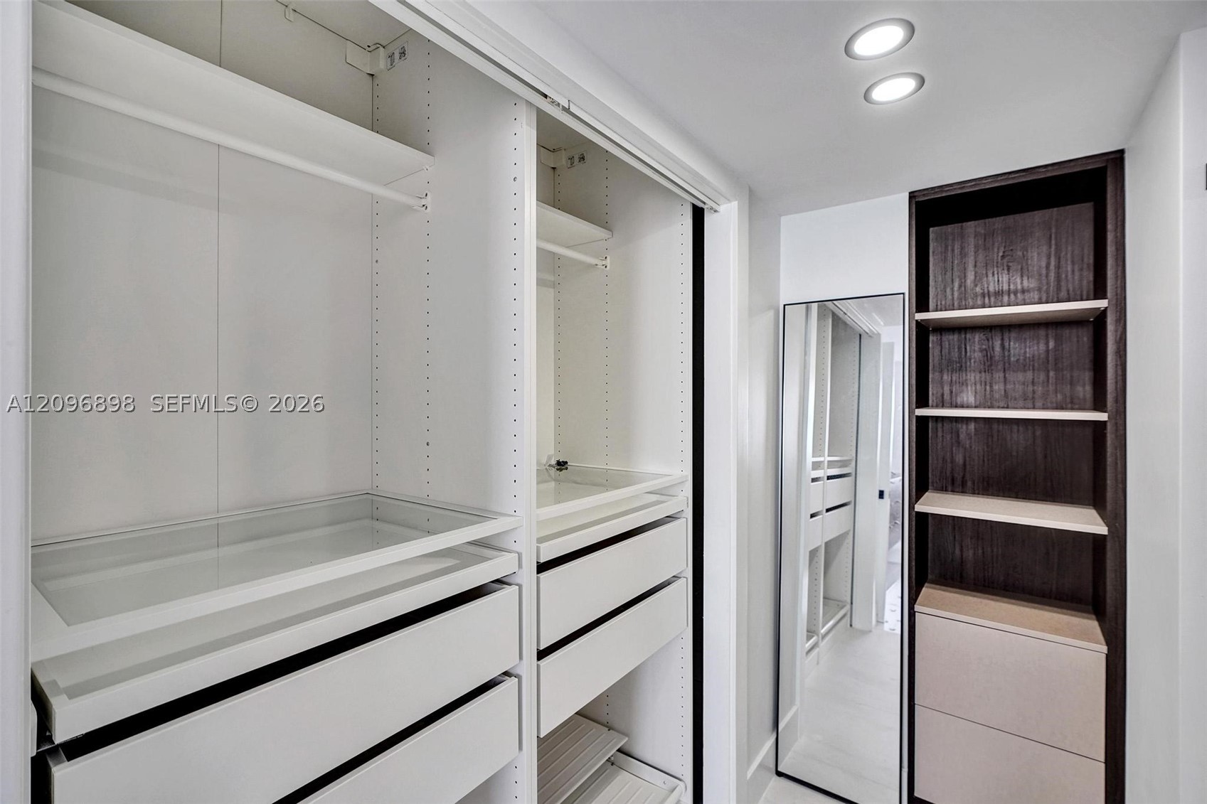 6039 Collins Ave #1736 Miami Beach, FL 33140