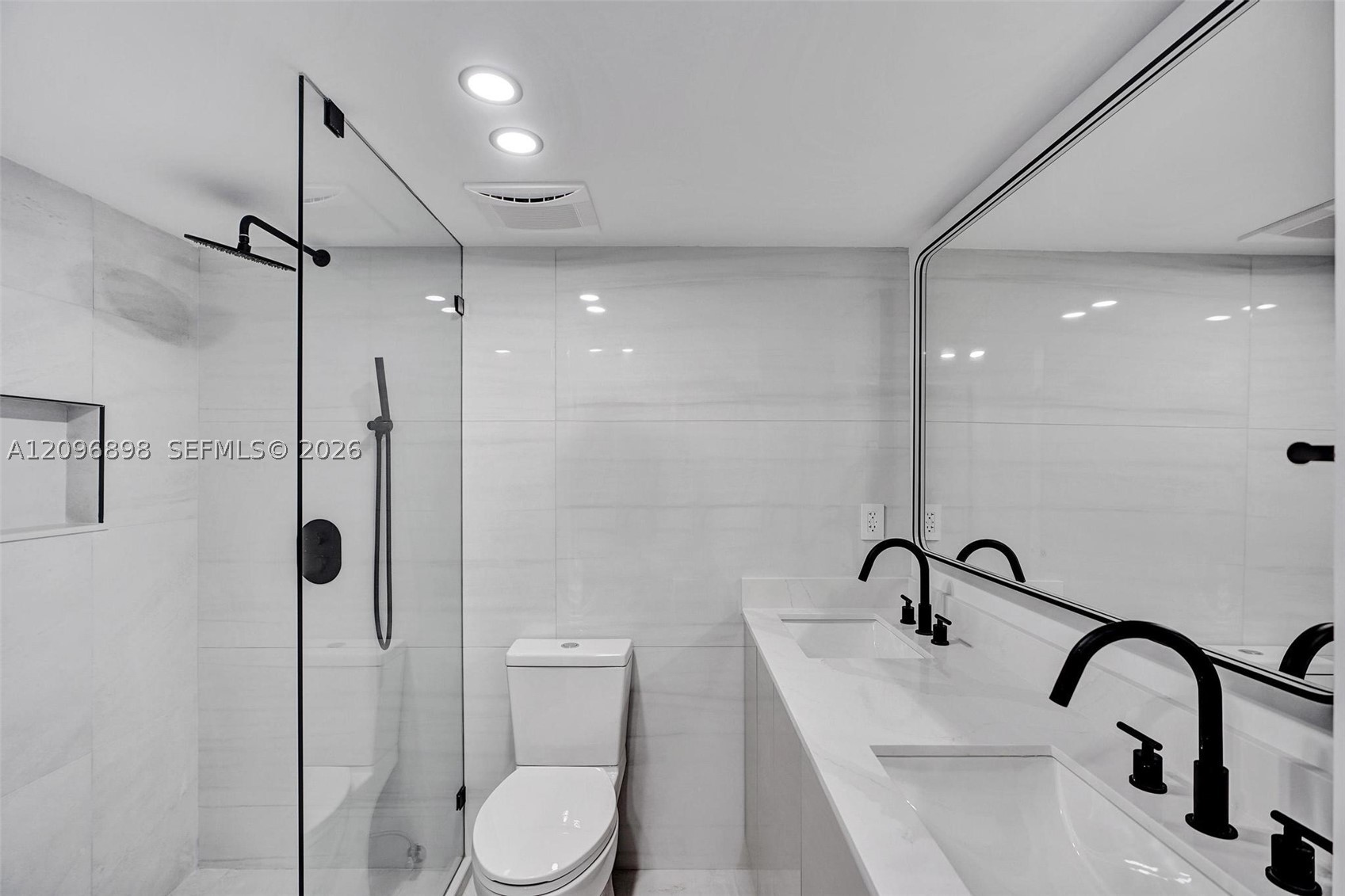 6039 Collins Ave #1736 Miami Beach, FL 33140