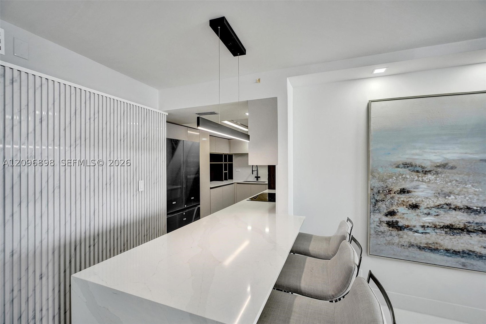 6039 Collins Ave #1736 Miami Beach, FL 33140