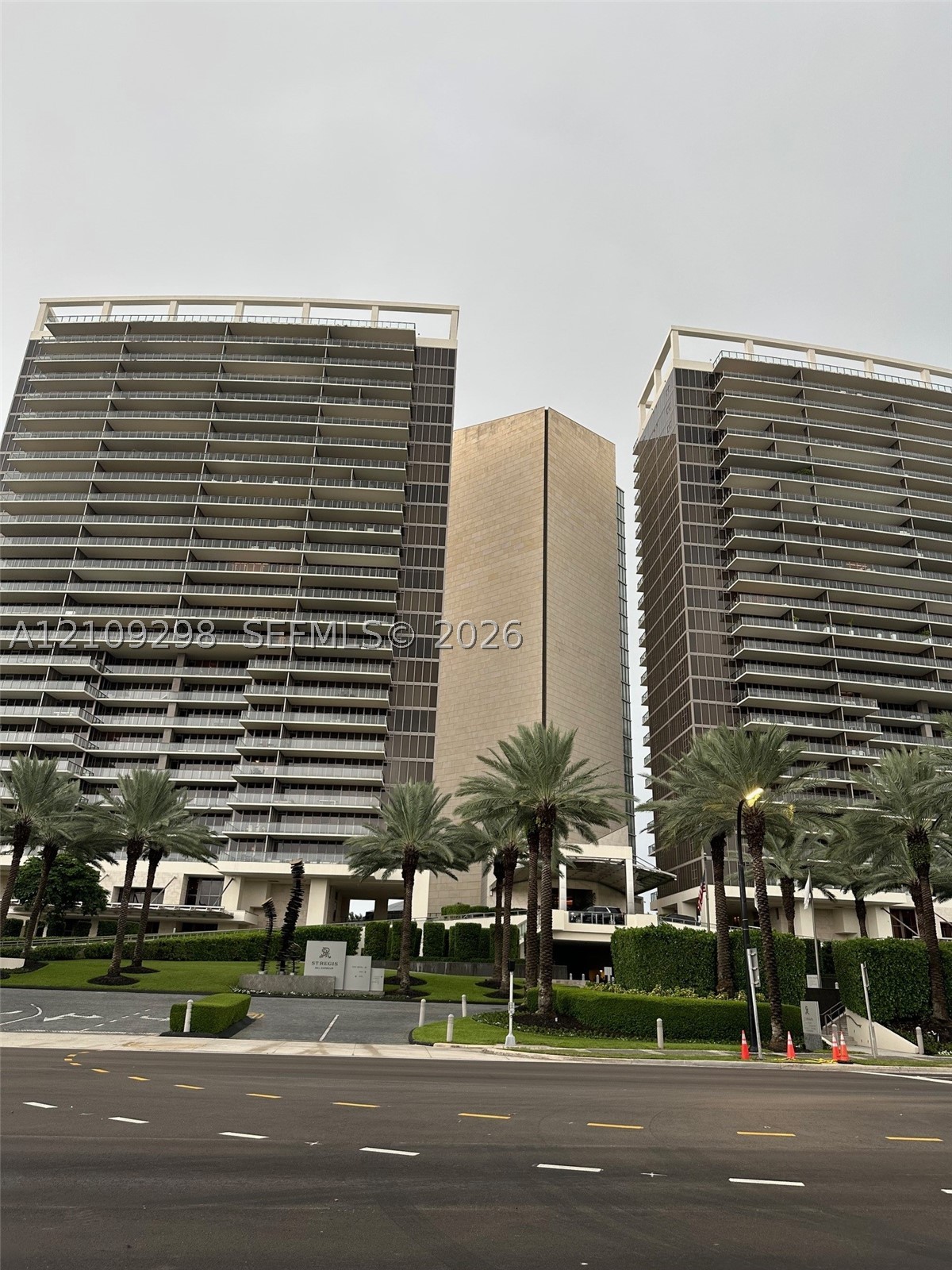 9703 Collins Ave #400 Bal Harbour, FL 33154