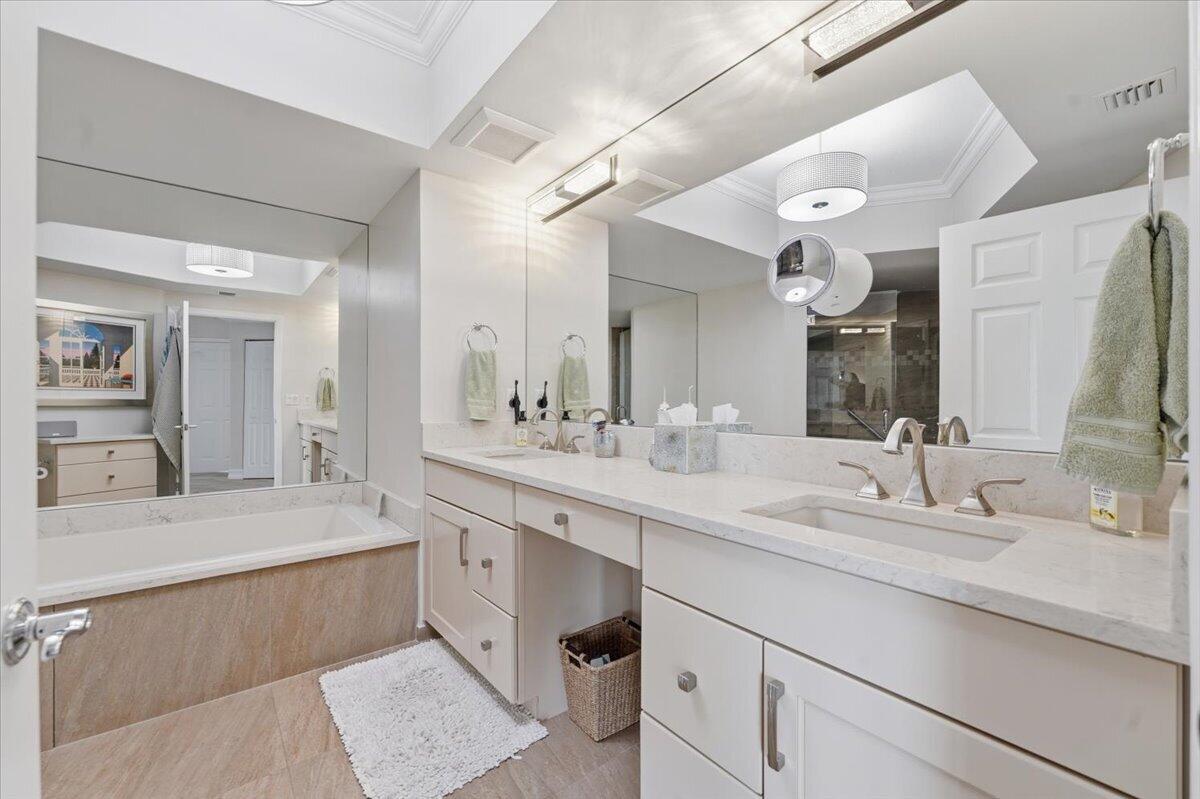 3200 N Ocean #703 Fort Lauderdale, FL 33308