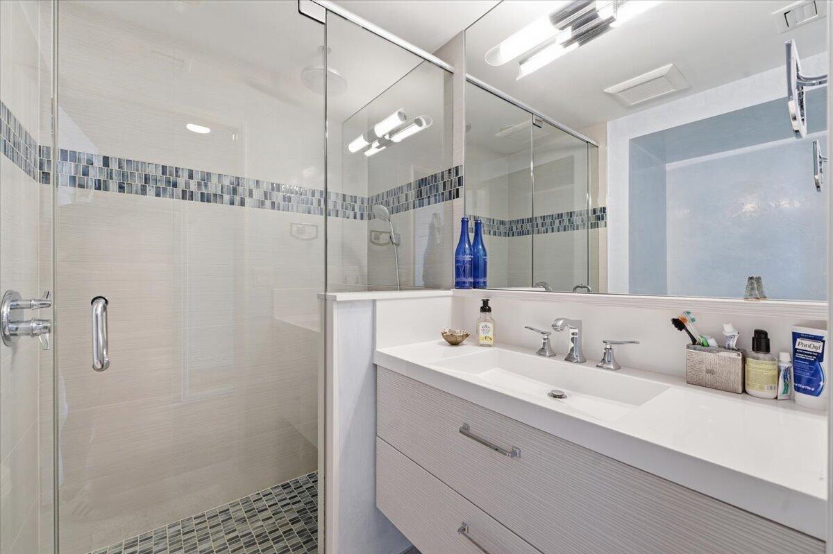 3200 N Ocean #703 Fort Lauderdale, FL 33308