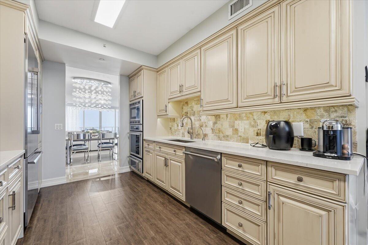 3200 N Ocean #703 Fort Lauderdale, FL 33308