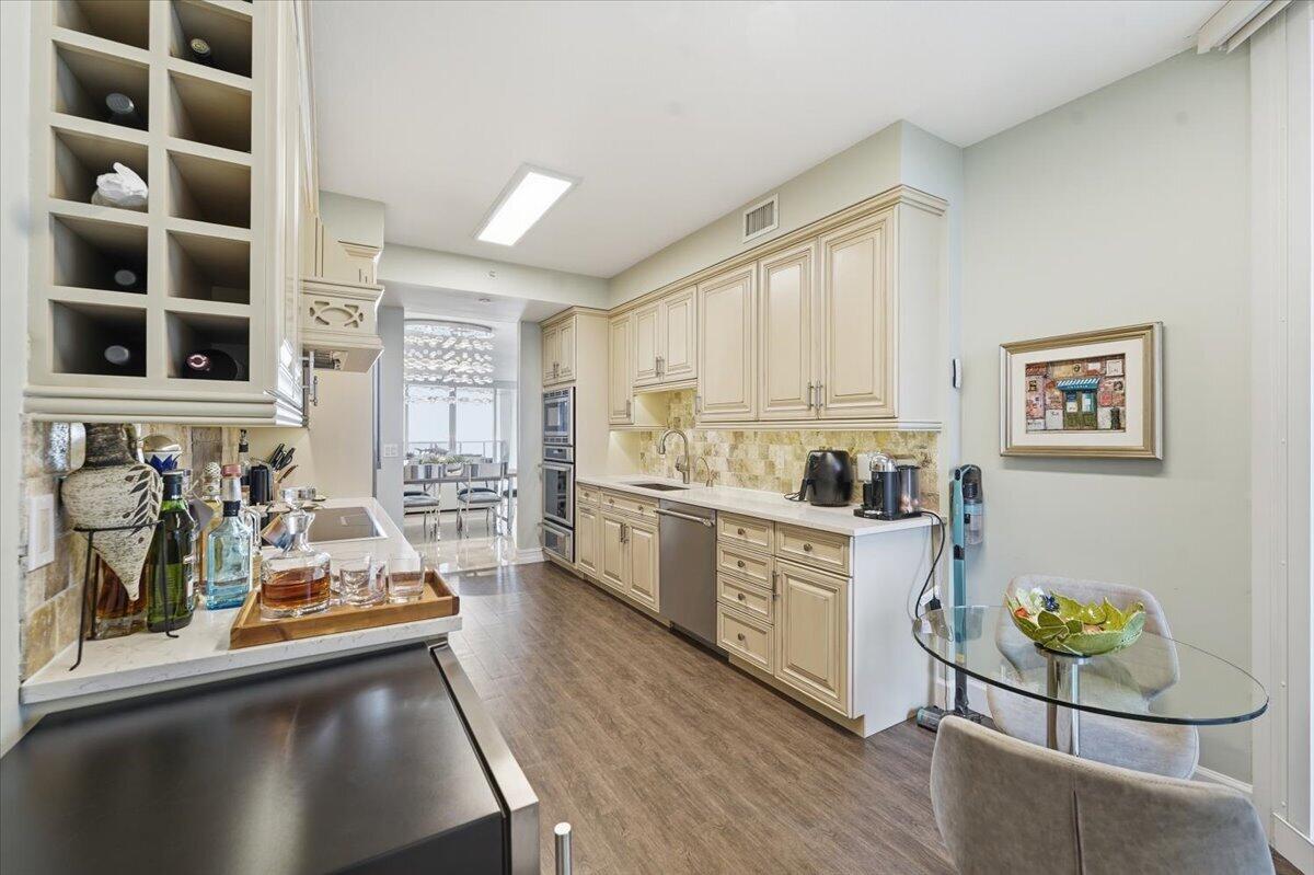 3200 N Ocean #703 Fort Lauderdale, FL 33308