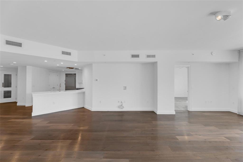 1532 SE 12th #204 Fort Lauderdale, FL 33316