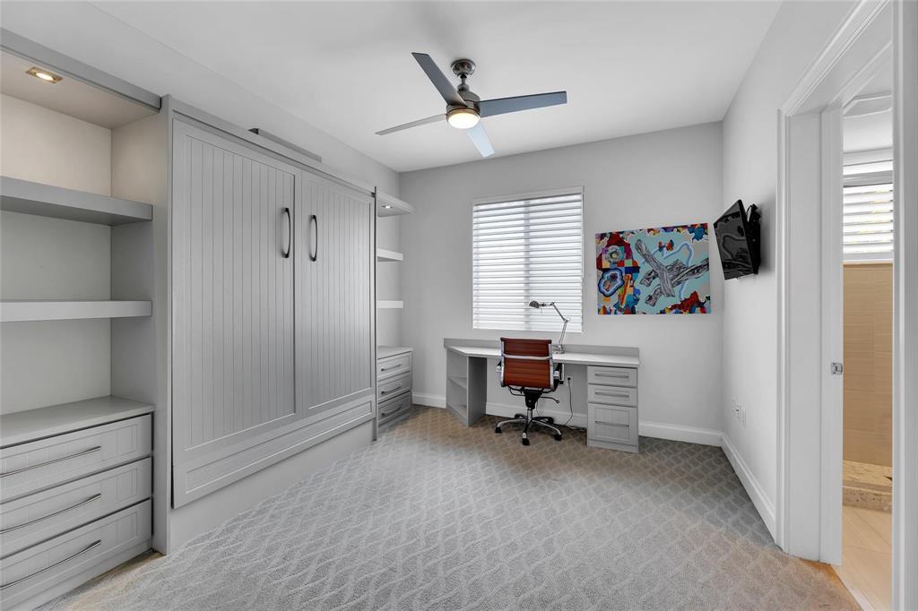 1532 SE 12th #204 Fort Lauderdale, FL 33316