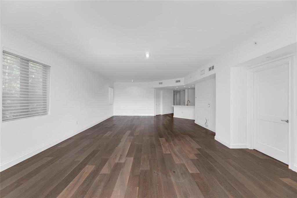 1532 SE 12th #204 Fort Lauderdale, FL 33316