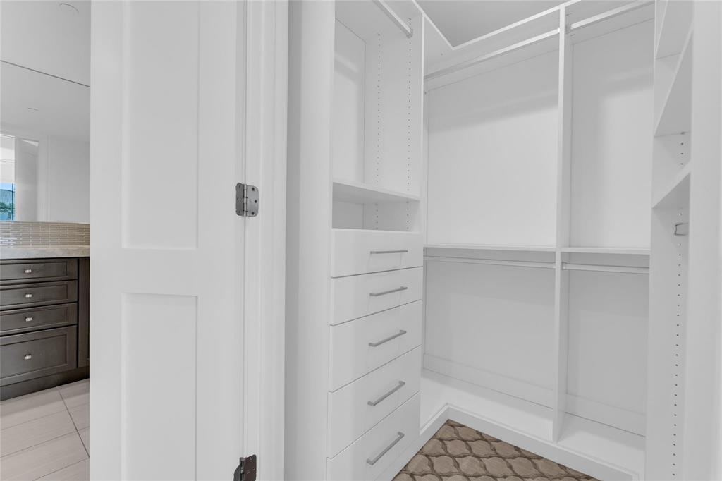 1532 SE 12th #204 Fort Lauderdale, FL 33316