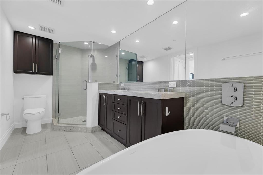 1532 SE 12th #204 Fort Lauderdale, FL 33316