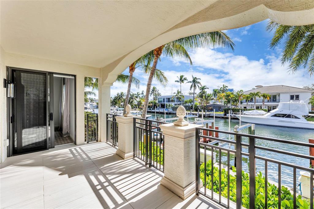 1532 SE 12th #204 Fort Lauderdale, FL 33316