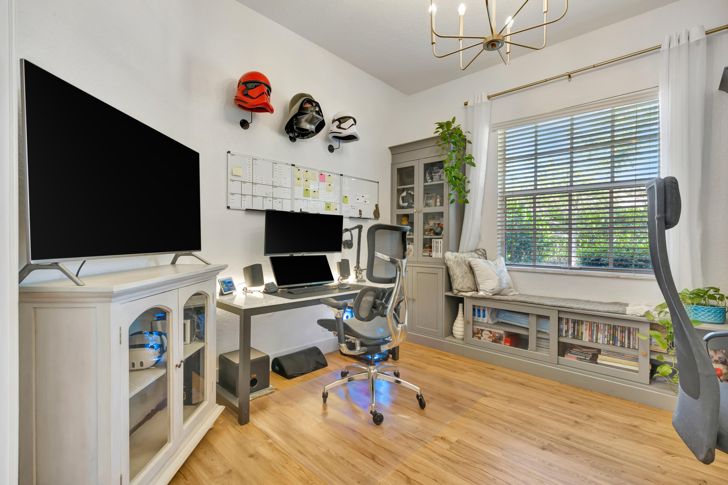 207 Via Rosina Jupiter, FL 33458