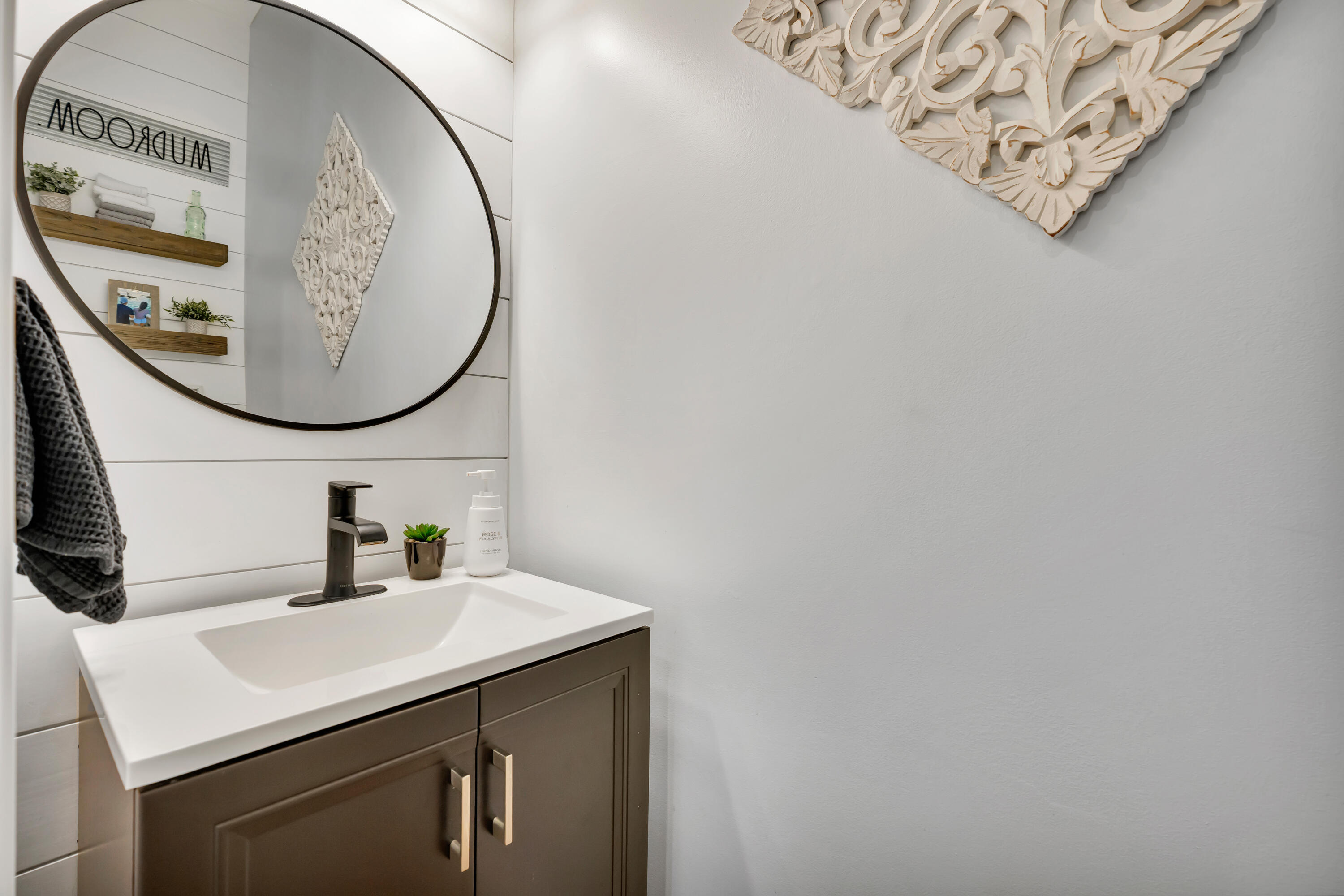 207 Via Rosina Jupiter, FL 33458